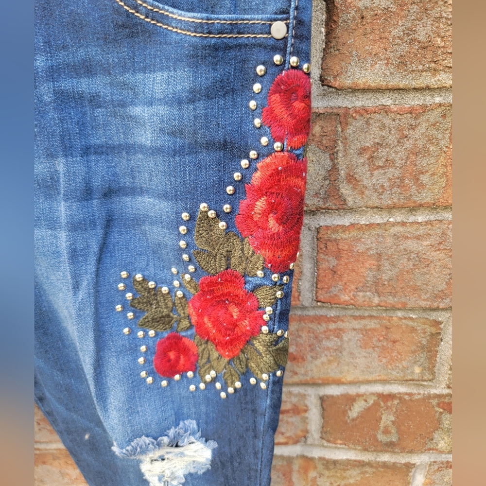 CRED NY Skinny Jeans - Picture 4 of 10